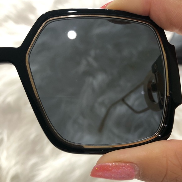 CHRISTIAN DIOR 30MONTAIGNE2 OVERSIZED SQUARE SUNGLASSES IN BLACK/GOLD - Picture 10 of 12